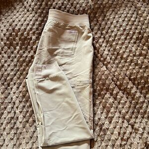 Women’s Figs Zamora jogger scrubs- Medium